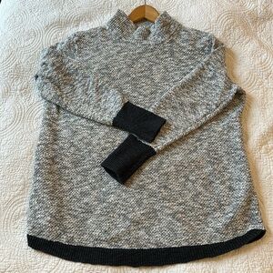 LL Bean Signature collection turtleneck sweater. Size large